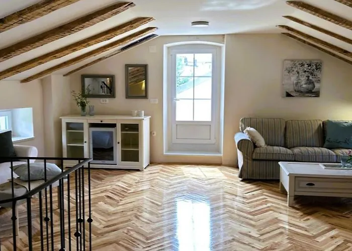 Cotton House Mit Schwimmbad By Interhome Novi Vinodolski