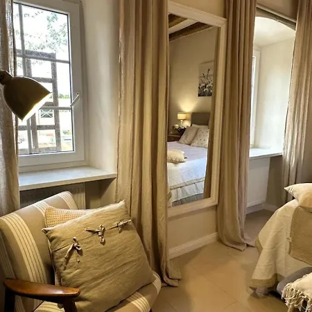 Cotton House Mit Schwimmbad By Interhome