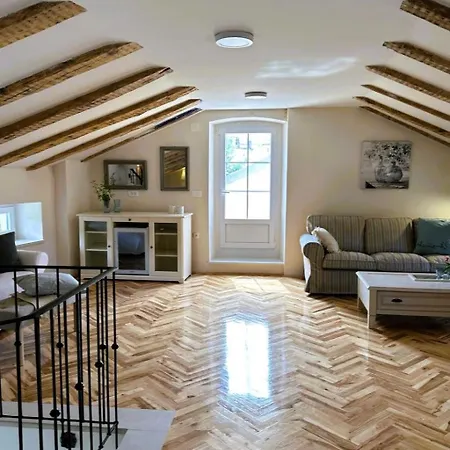 Cotton House Mit Schwimmbad By Interhome Novi Vinodolski