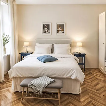 Cotton House Mit Schwimmbad By Interhome
